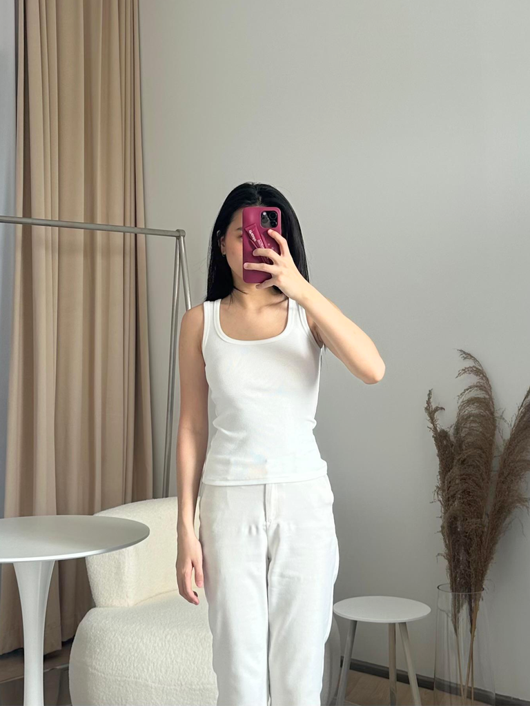 Esara Ribbed Top