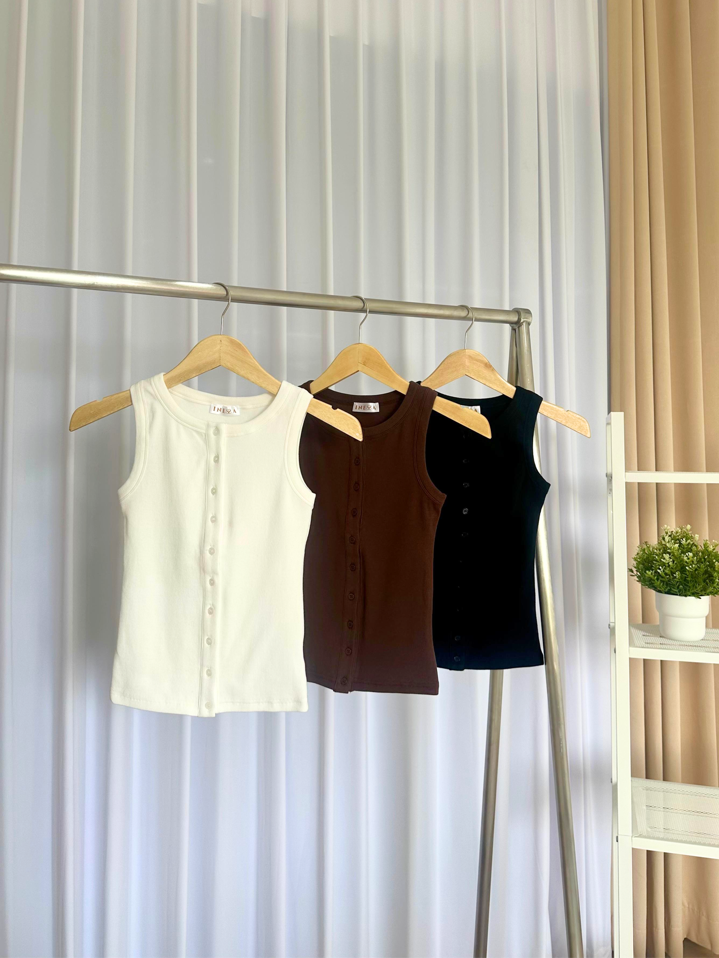 Arin Ribbed Top