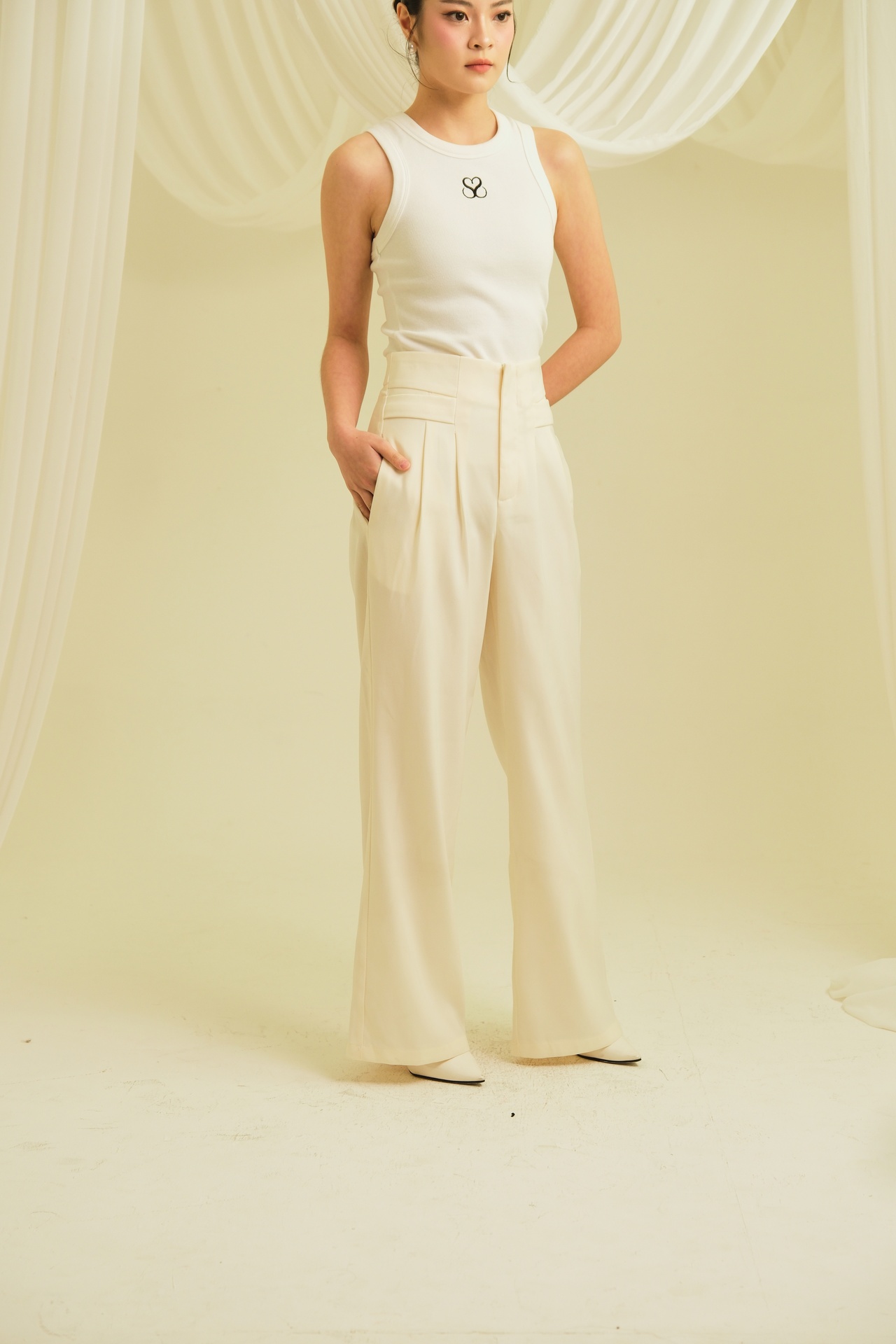 [INS01-0001-BLACK]  Chelsea Pants