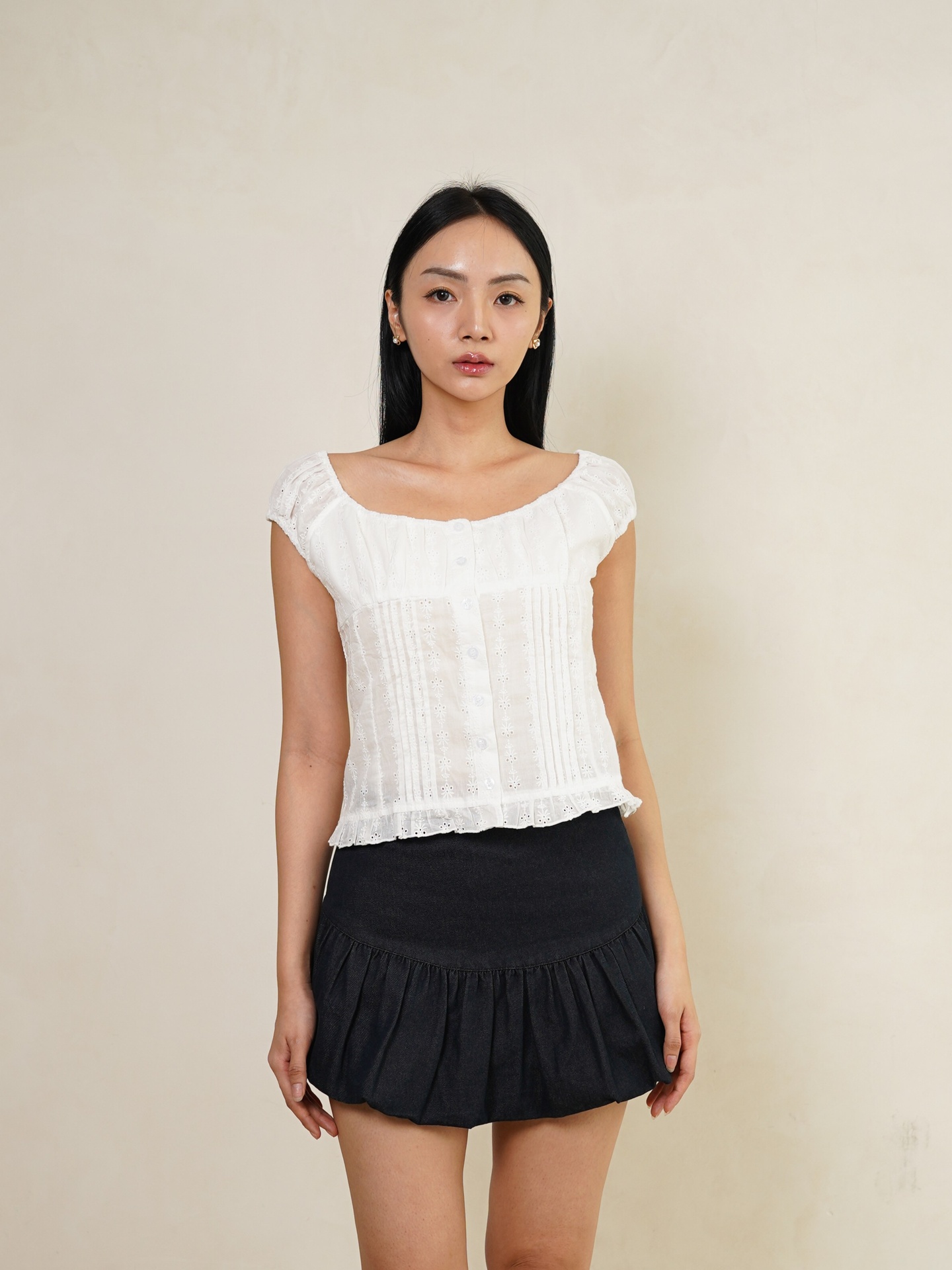 [INS03-0015-WHITE] Sophia Crochet Top