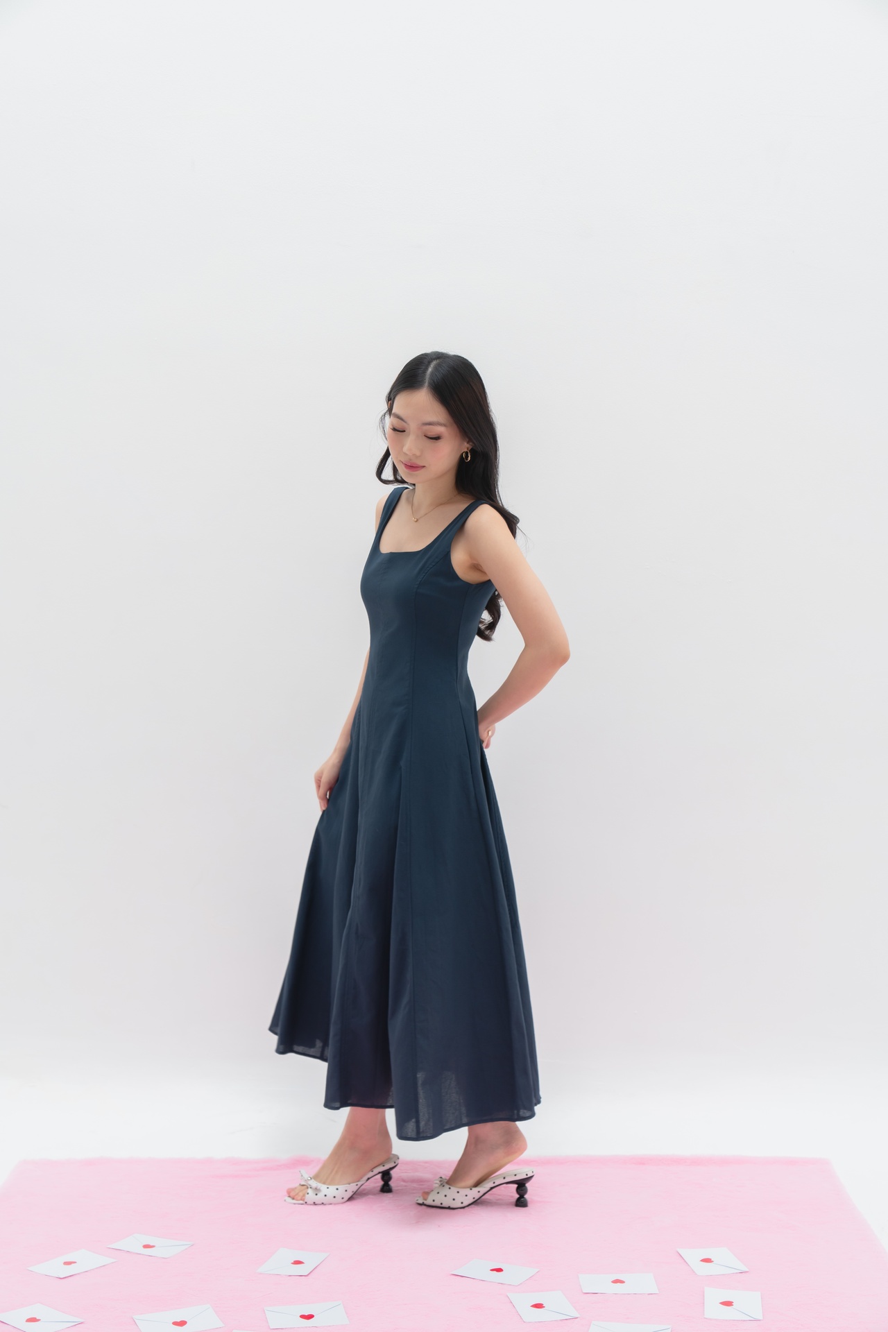 [INS03-0017-NAVY] Marie Long Dress