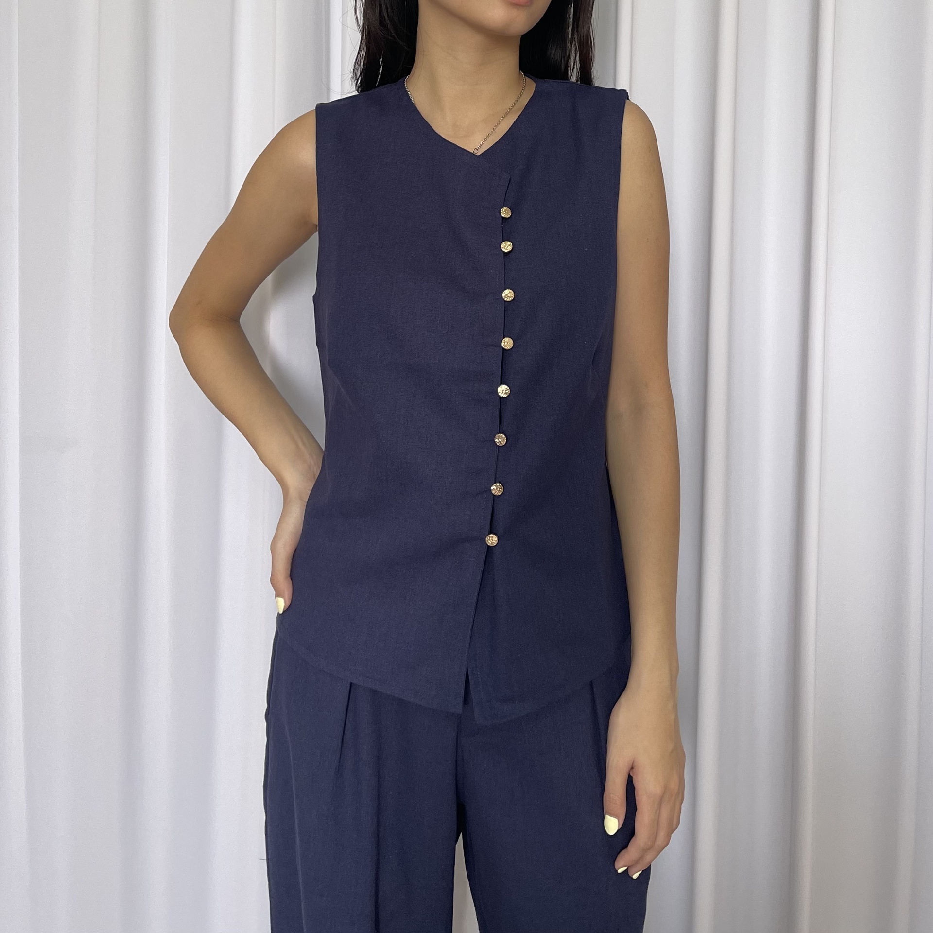 [INS98-0001-NAVY] Milla Linen Vest