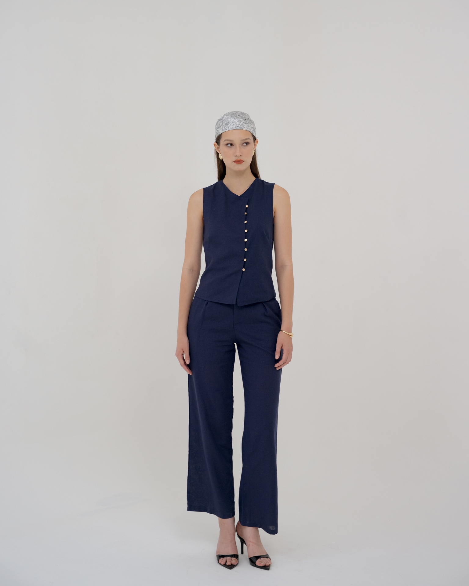 [INS98-0002-NAVY] Milla Linen Pants