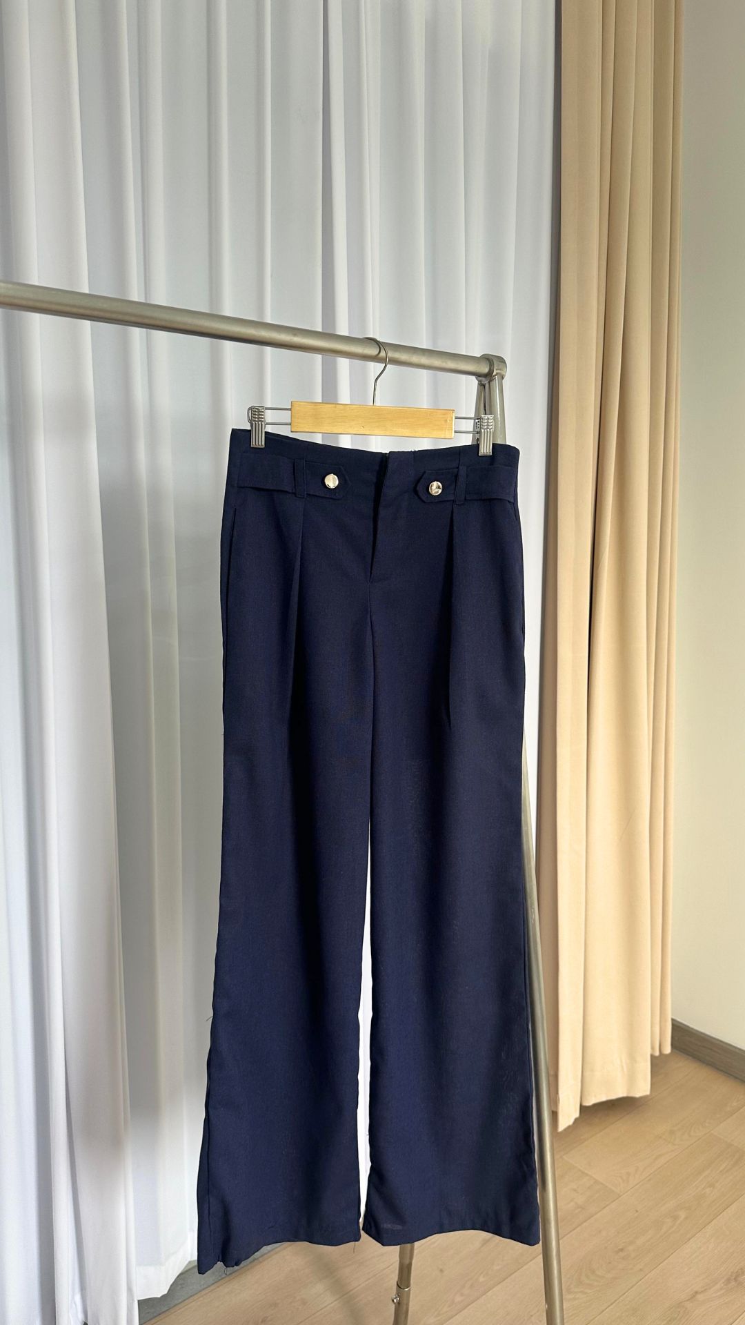 [INS98-0002-NAVY] Milla Linen Pants