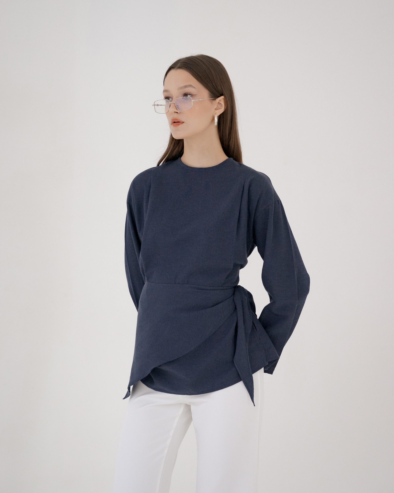 [INS98-0003-BLACK] Shelle Oversized Top