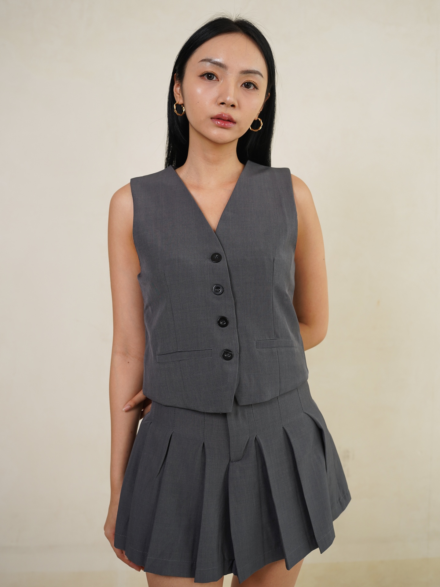 [INS98-0007-DARKGREY] Lisa Vest
