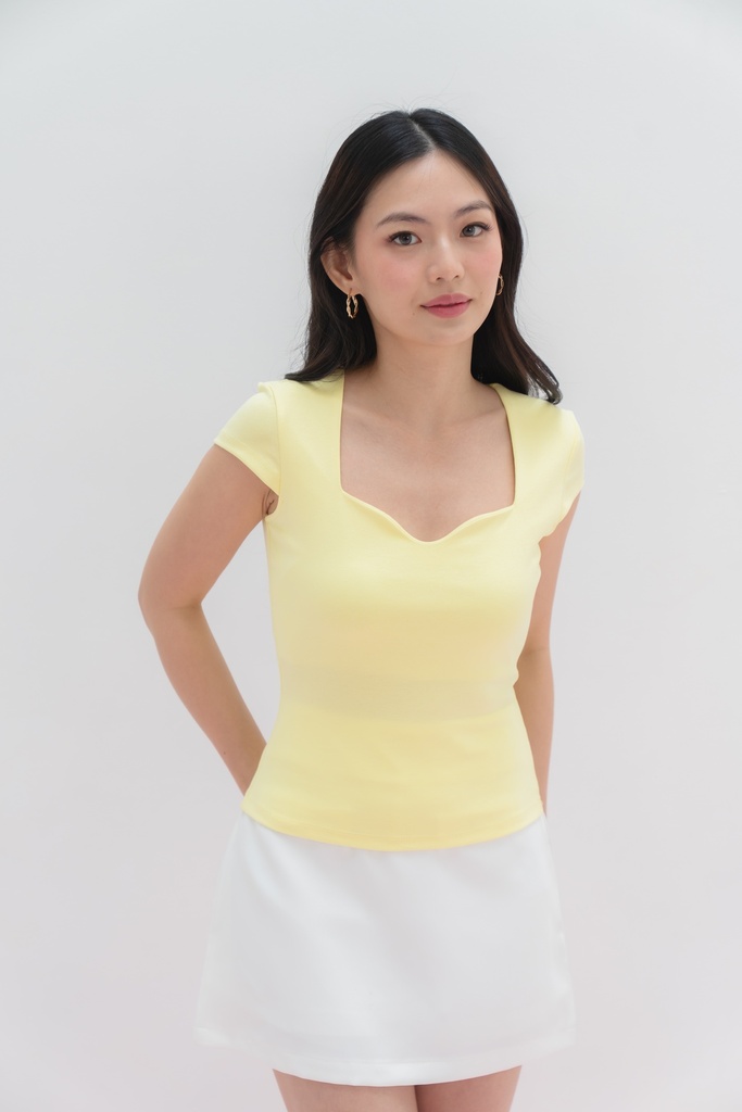 [INS04-0002-BLACK] Hera Top