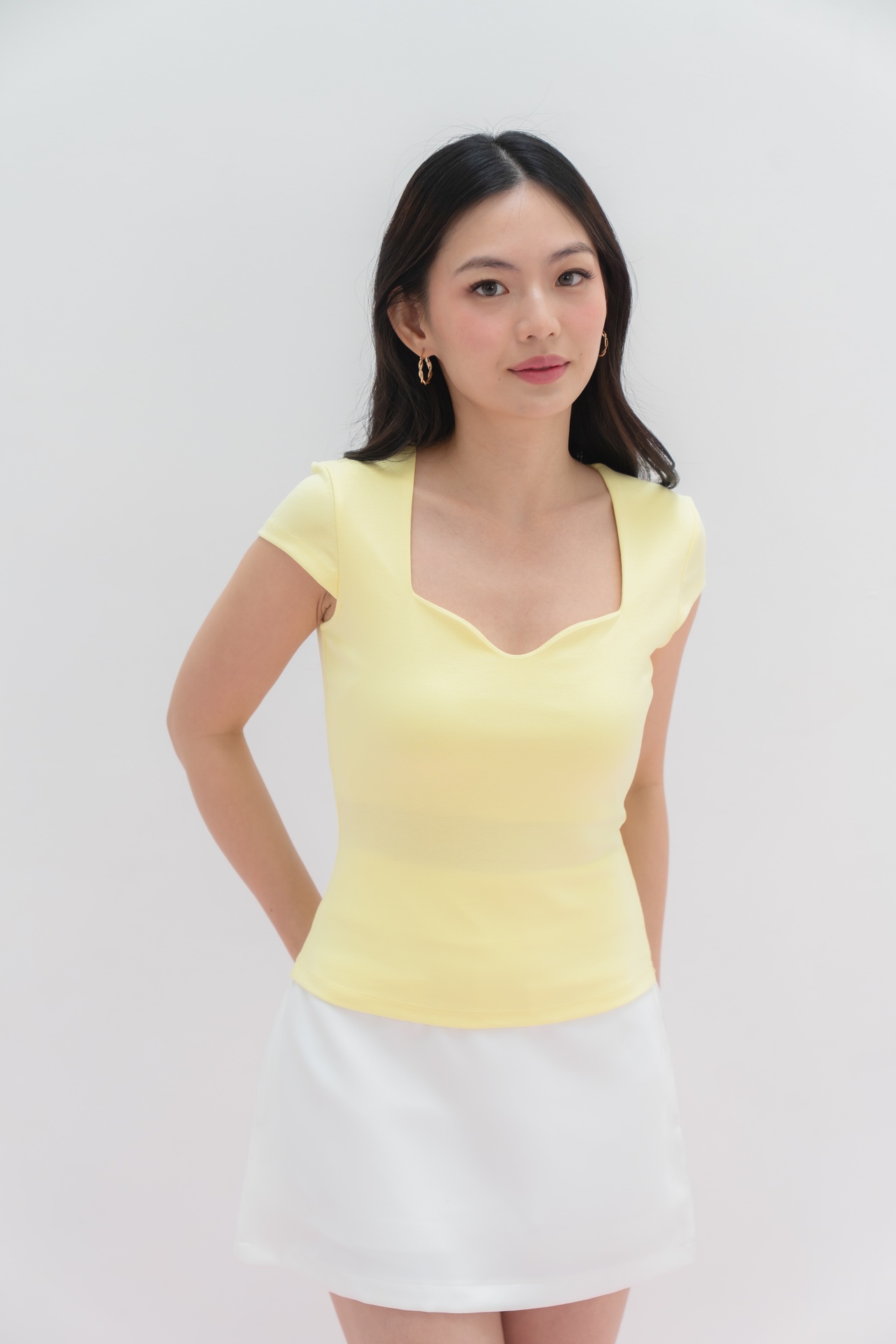 [INS04-0002-BLACK] Hera Top